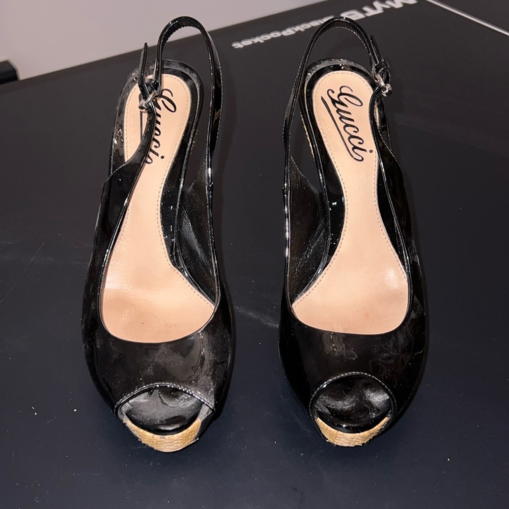 Gucci black patent heels